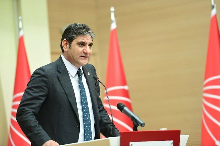 Aykut Erdoğdu CHP'ye geri döndü