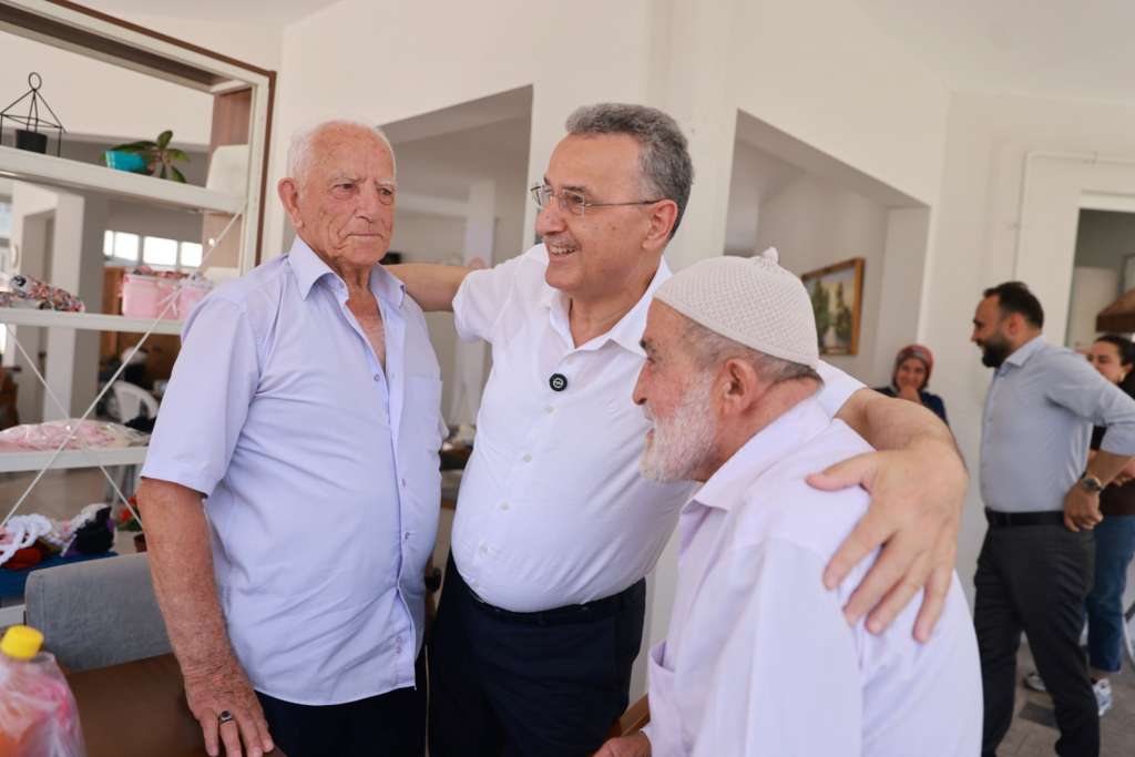 Başkan İhsan Kurnaz: ‘Büyüklerimiz Göz Bebeğimizdir’